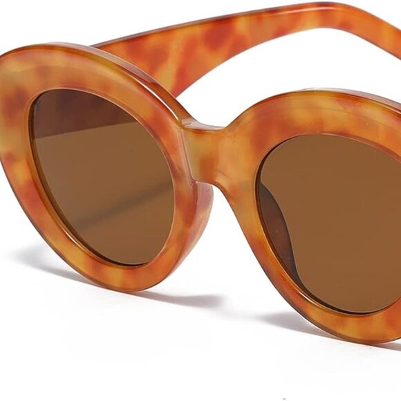 Cute oval thick frame cat eye sunglasses - Picture 5 of 6